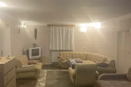 Аренда Дома, 2 Kомнатная,  Окрестности Тбилиси, Цхнети