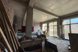 For Sale , Universal commercial space, Navtlugi