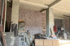 For Sale , Universal commercial space, Navtlugi