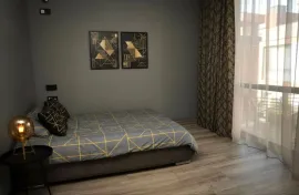 იყიდება ბინა, 4 ოთახიანი, ახალი აშენებული, ბათუმი, აეროპორტის უბანი