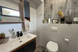 იყიდება ბინა, 4 ოთახიანი, ახალი აშენებული, ბათუმი, აეროპორტის უბანი