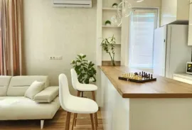 იყიდება ბინა, 2 ოთახიანი, ახალი აშენებული, ბათუმი, აეროპორტის უბანი