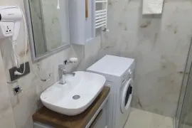 იყიდება ბინა, 3 ოთახიანი, ახალი აშენებული, ბათუმი, ხიმშიაშვილის უბანი