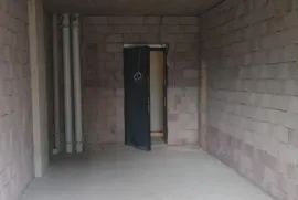 იყიდება ბინა, 1 ოთახიანი, ახალი აშენებული, ბათუმი, აეროპორტის უბანი