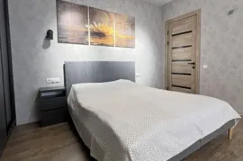 იყიდება ბინა, 3 ოთახიანი, ახალი აშენებული, ბათუმი, ბაგრატიონის უბანი