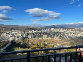 იყიდება სახლი, 5 ოთახიანი, თბილისი, ბაგები