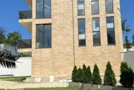 იყიდება სახლი, 5 ოთახიანი, ქობულეთი, ჩაქვი