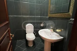 Apartment for sale, 8 Room, Old building, Tbilisi, saburtalo