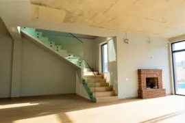 იყიდება სახლი, 7 ოთახიანი, მცხეთა, საგურამო