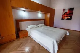 For Rent, 3 Room, New building, vake