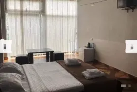 ქირავდება, უნივერსალური კომერციული  ფართი, საბურთალო