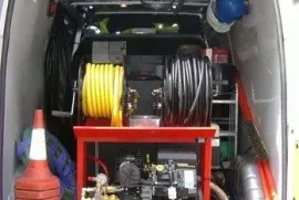  511 777 579 კანალიზაციის გაწმენდა - წნევიანი მანქანით