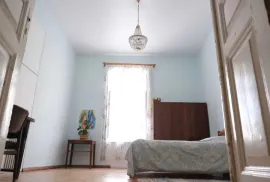 Apartment for sale, 3 Room, Old building, Tbilisi, Chugureti