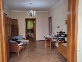 Apartment for sale, 4 Room, Old building, Tbilisi, Didube