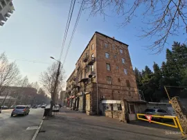 Apartment for sale, 5 Room, Old building, Tbilisi, Nadzaladevi