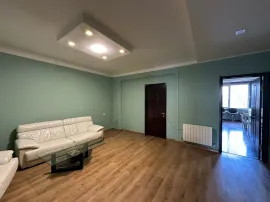 For Rent, 3 Room, Old building, Tbilisi, vake