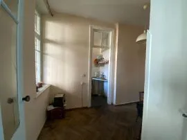 Apartment for sale, 3 Room, Old building, Tbilisi, Didube