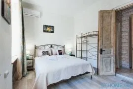 For Rent, 2 Room, Old building, Tbilisi, Mtatsminda