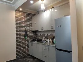 For Rent, 3 Room, Old building, Batumi, Bagrationi District