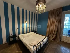 For Rent, 4 Room, Old building, Tbilisi, Chugureti