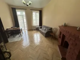 For Rent, 2 Room, Old building, Tbilisi, Chugureti