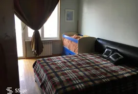 იყიდება ბინა, 6 ოთახიანი, ძველი აშენებული, თბილისი, საბურთალო