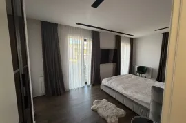 იყიდება სახლი, 5 ოთახიანი, თბილისი, მთაწმინდა