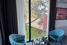 იყიდება სახლი, 5 ოთახიანი, თბილისი, მთაწმინდა