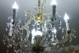 ანტიკვარული ჭაღი