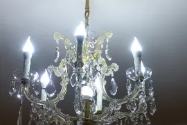 ანტიკვარული ჭაღი