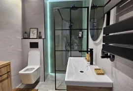 იყიდება ბინა, 4 ოთახიანი, ახალი აშენებული, ბათუმი, ბაგრატიონის უბანი