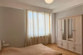 Аренда, 3 Kомнатная, Новостройка, Тбилиси, Чугурети