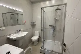 Аренда, 3 Kомнатная, Новостройка, Тбилиси, Чугурети