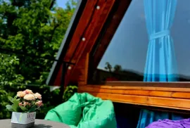 Продается , Гостиница, Tskhvarichamia