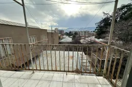 Аренда, 5 Kомнатная, Старое здание, Тбилиси, Надзаладеви