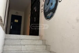 Продается , Универсальное коммерческое помещение, Химшиашвили Район