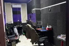 Продается , Универсальное коммерческое помещение, Химшиашвили Район