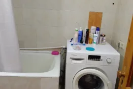 Продается квартира, 3 Kомнатная, Старое здание, Тбилиси, Дигоми