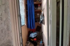 იყიდება ბინა, 3 ოთახიანი, ძველი აშენებული, თბილისი, დიღმის მასივი