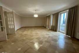 ქირავდება, საოფისე ფართი, საბურთალო