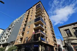 იყიდება ბინა, 2 ოთახიანი, ახალი აშენებული, ბათუმი, რუსთაველის უბანი