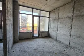 იყიდება ბინა, 2 ოთახიანი, ახალი აშენებული, ბათუმი, რუსთაველის უბანი