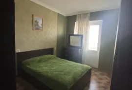 Продается квартира, 4 Kомнатная, Старое здание, Кутаиси, Поселок Авангард