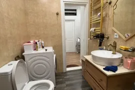 იყიდება ბინა, 3 ოთახიანი, ახალი აშენებული, ბათუმი, აეროპორტის უბანი