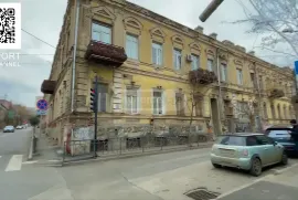 Продается , Универсальное коммерческое помещение, Чугурети