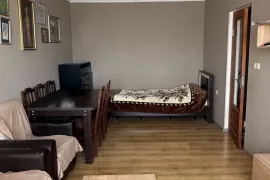 იყიდება ბინა, 3 ოთახიანი, ძველი აშენებული, თბილისი, თემქა