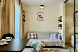 Аренда, 2 Kомнатная, Старое здание, Тбилиси, saburtalo