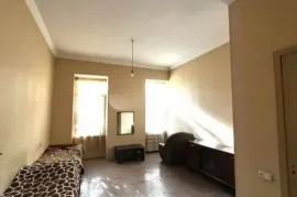 Продается , Универсальное коммерческое помещение, Чугурети