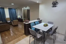 Продается квартира, 4 Kомнатная, Старое здание, Тбилиси, Дигоми