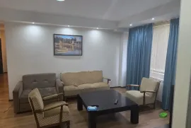 Продается квартира, 4 Kомнатная, Старое здание, Тбилиси, Дигоми